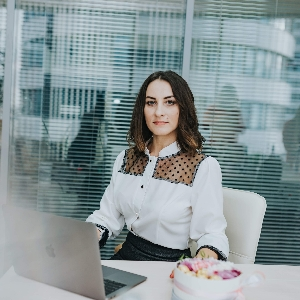 Александра Александрова | Сетка — социальная сеть от hh.ru