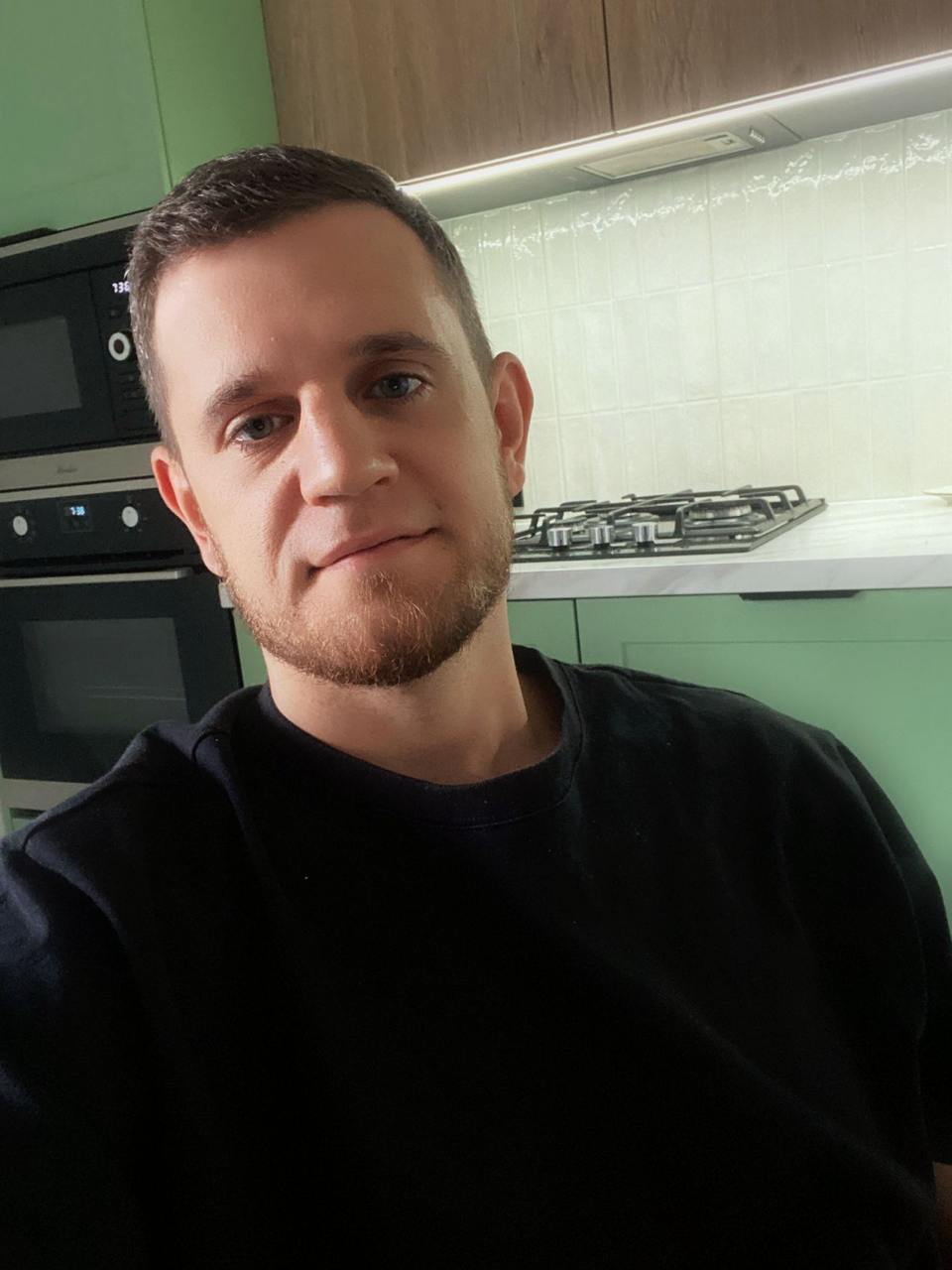 💬 Что вам действительно интересно? Давайте обсуждать то, что важно для вас!
Этот вопрос меня всегда интересовал. Что привлекает вас в моих постах/видео | Сетка — социальная сеть от hh.ru
