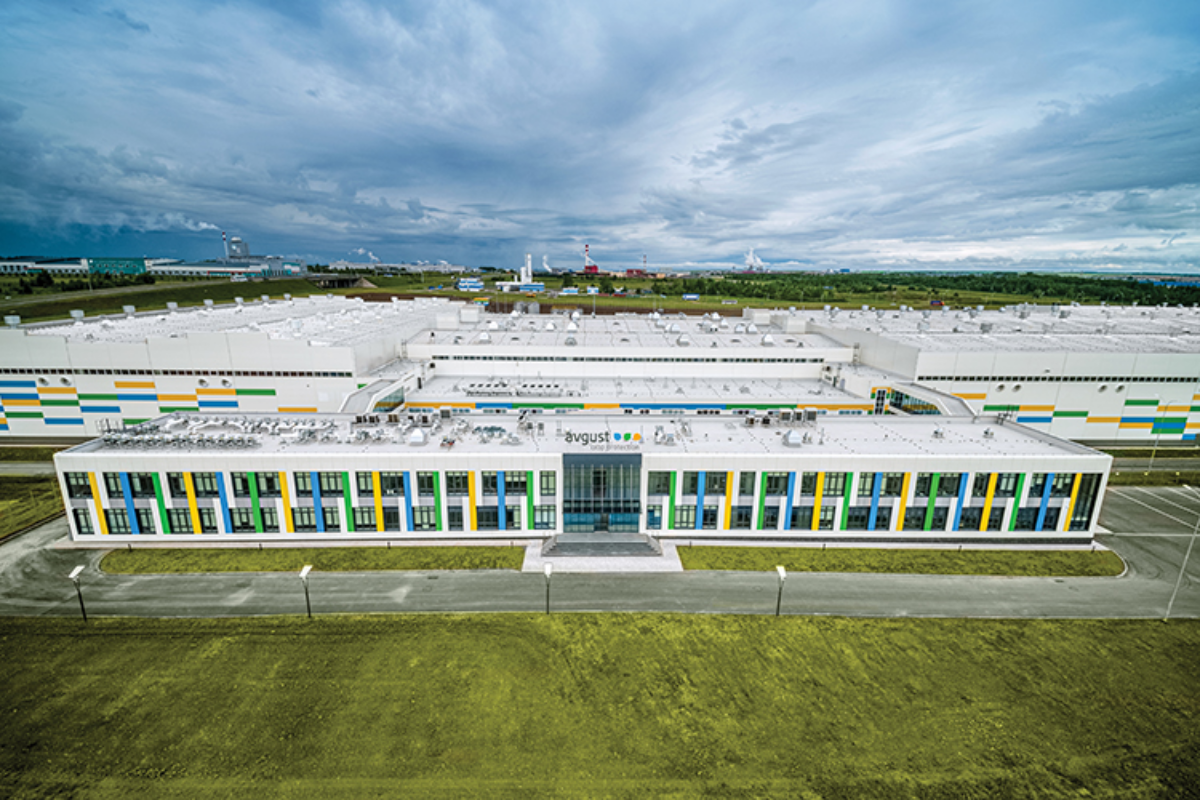 Заводу "Август-Алабуга" на постоянную работу требуется: | Сетка — социальная сеть от hh.ru