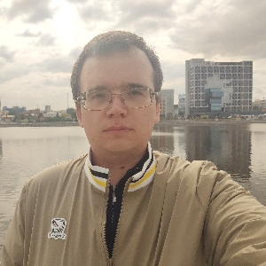 Александр Ломаков
