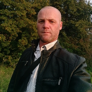 Юрий Иванов