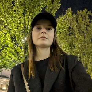 Любовь Полуянова