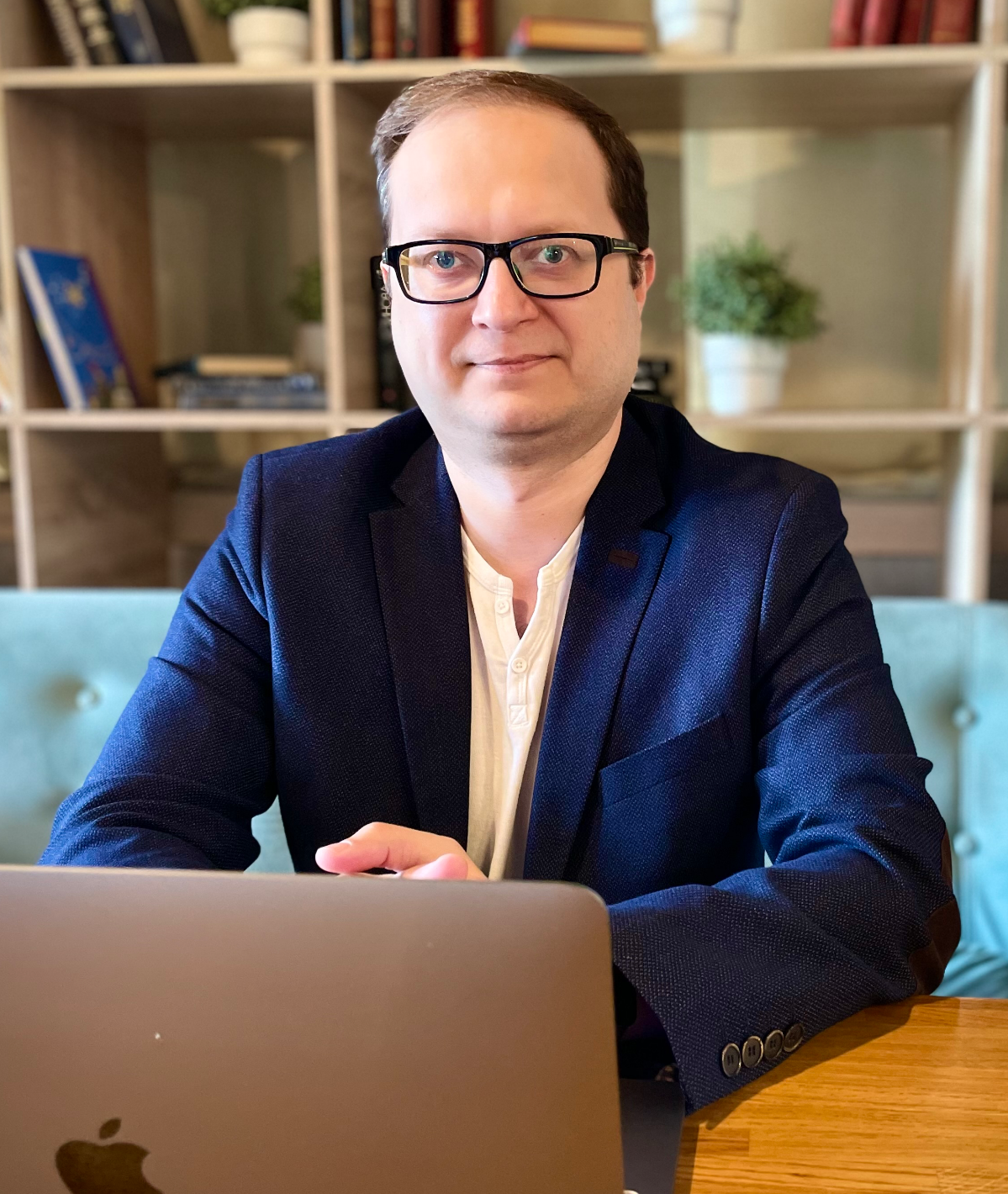 Юрий Яковлев