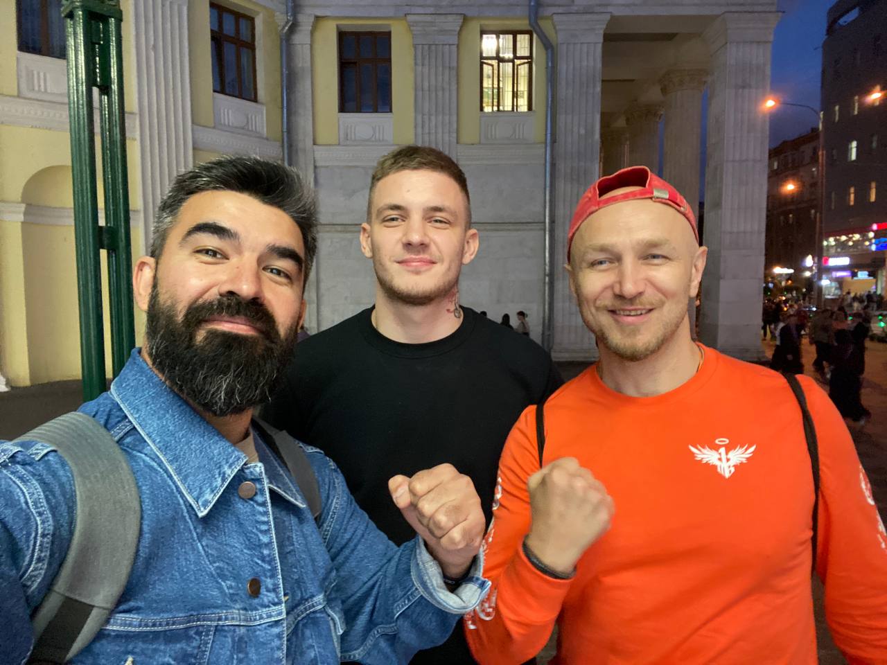 Дизайн это сила 💪
А еще дизайн — это новые знакомства и возможности | Сетка — социальная сеть от hh.ru