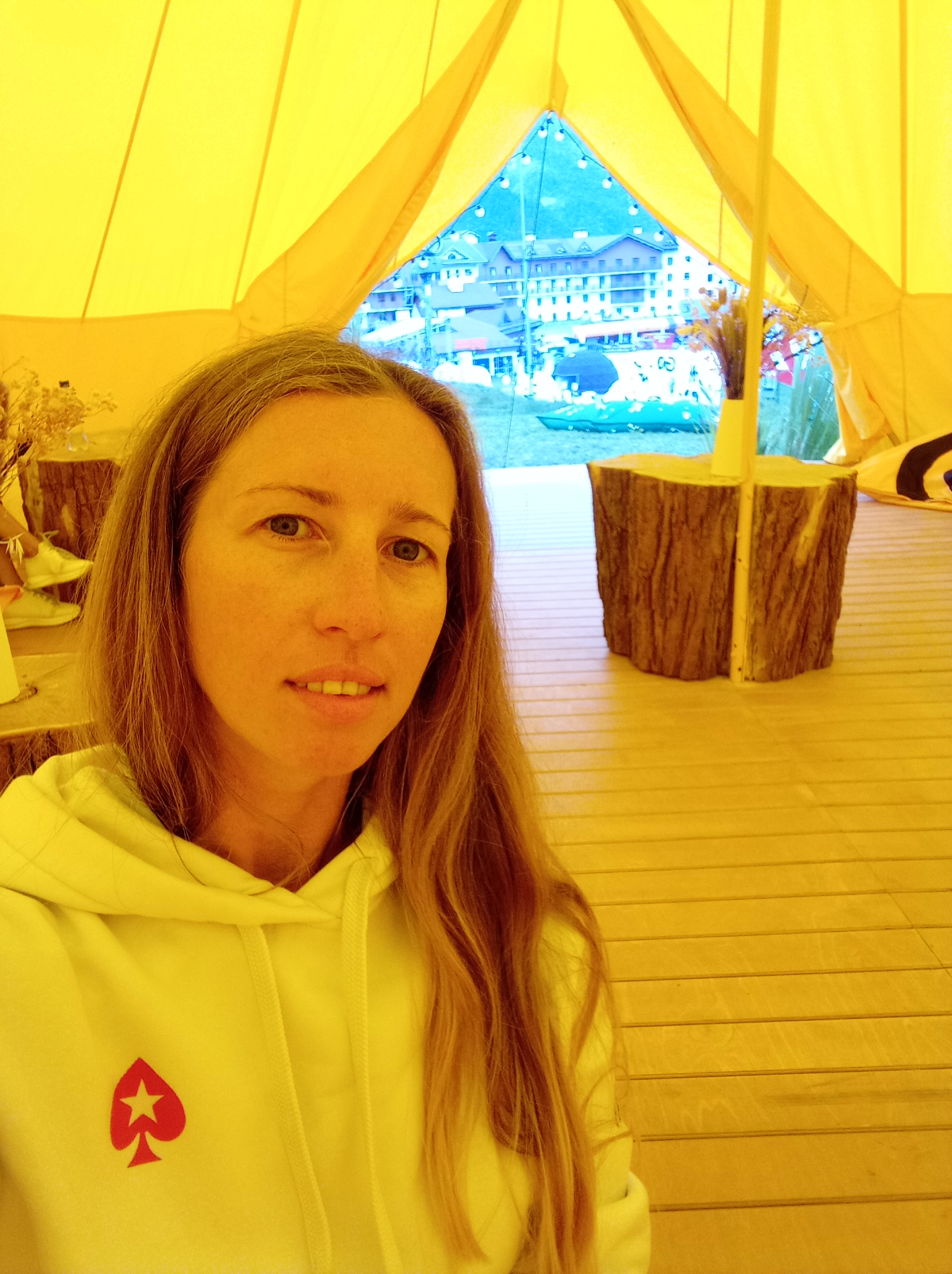 Я работаю инструктором по сноуборду в горах Красной поляны. Очень люблю свою работу, люблю обучать и учиться, прогрессировать. Чувствую свою нужность, важность и значимость | Сетка — социальная сеть от hh.ru