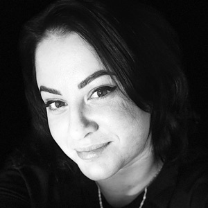 Лина Стрельникова
