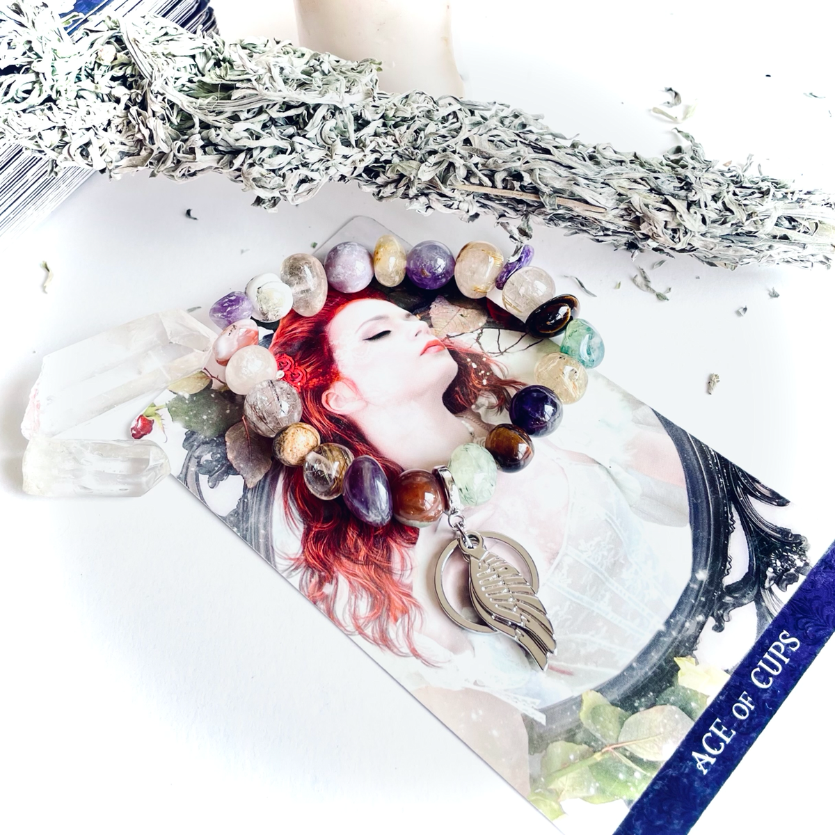 #постзнакомство  Всем приветик! Я Валерия Арт и я создатель Магазина - мастерской Mystic Handmade!)🤩
Очень люблю свою работу. Создаю для вас украшения более 13 лет | Сетка — социальная сеть от hh.ru