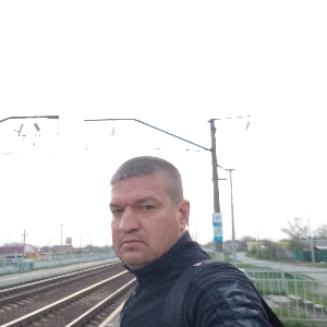 Олег Кареньких