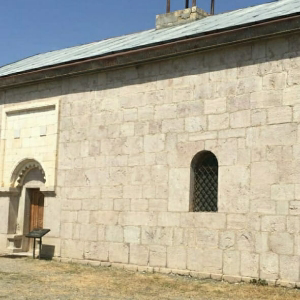 Славик Стионян