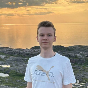 Виктор Лукоянов