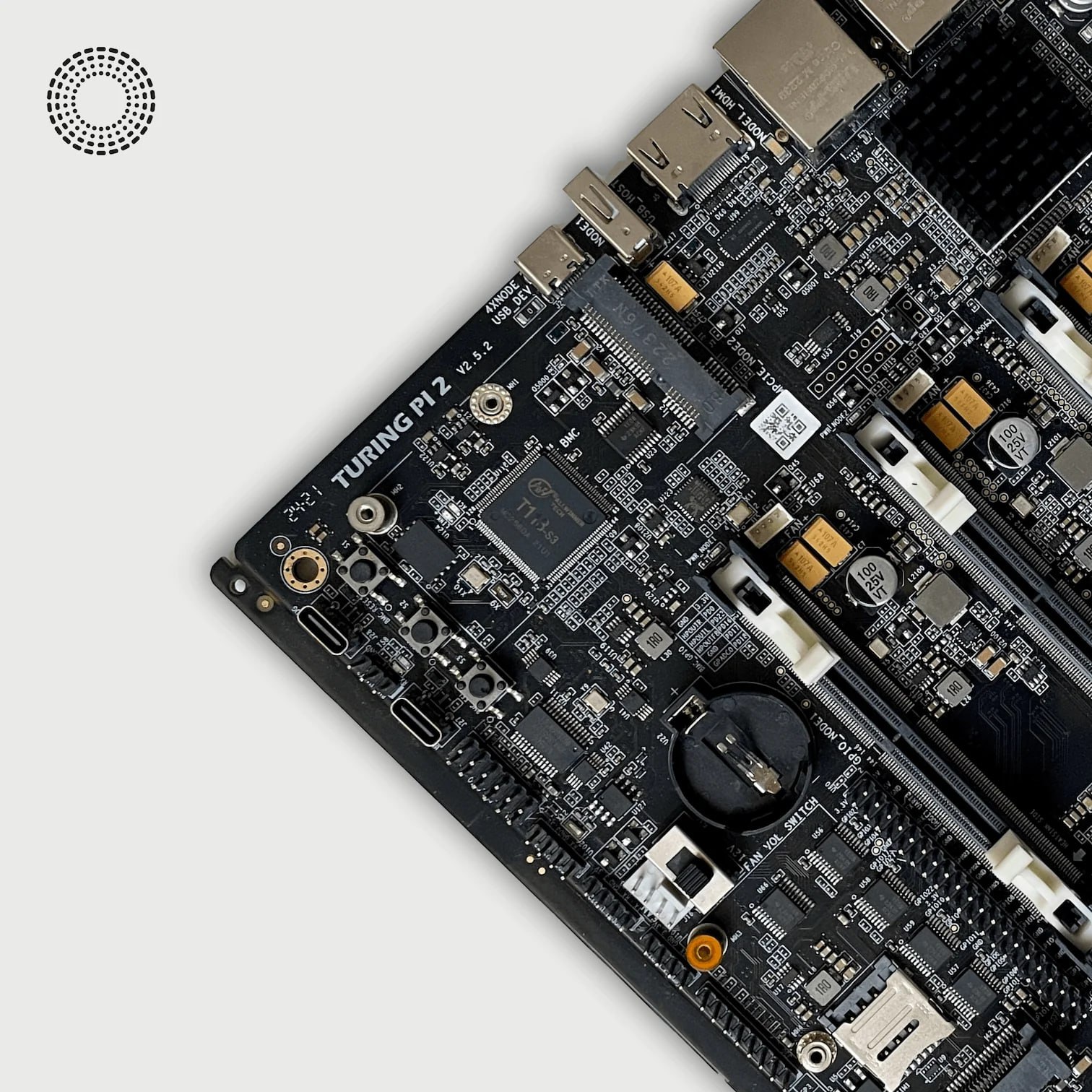 Turing Pi показала Mini-ITX платау Turing Pi 2.5
Turing Pi 2.5 — это компактная плата Mini-ITX с четырьмя узлами и встроенным 1GbE-коммутатором | Сетка — социальная сеть от hh.ru