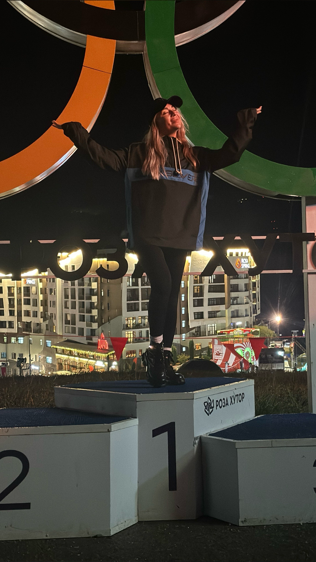 Я люблю свою работу , потому что она в горах и все азартные люди рядом со мной 🎲🎰 #нетворкингвгорах | Сетка — социальная сеть от hh.ru