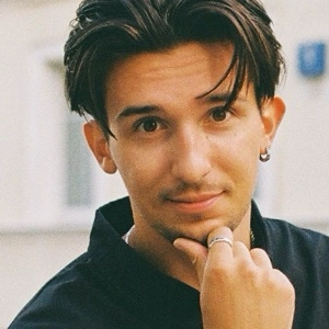 Vito Rubtsov | Сетка — социальная сеть от hh.ru