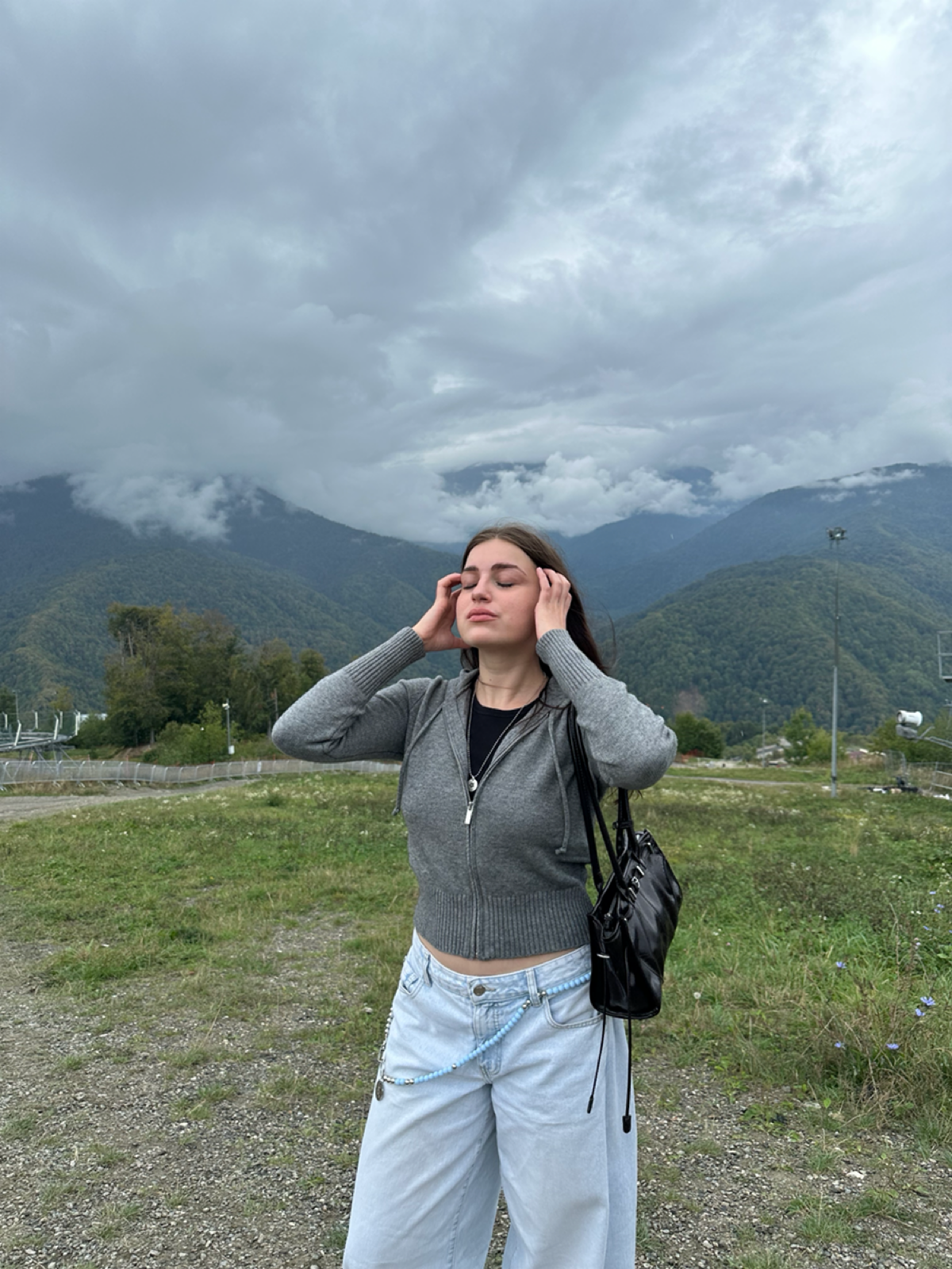 #нетворкингвгорах
я люблю свою работу за возможность реализовывать свои идеи | Сетка — социальная сеть от hh.ru