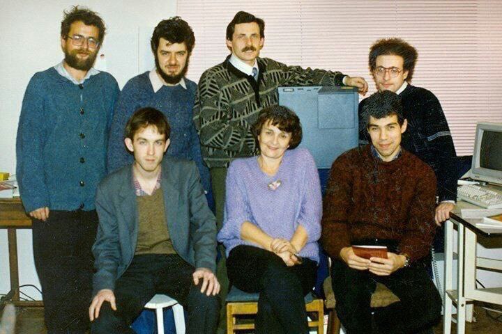 Состав "Яндекса" в первые годы существования. Фото 1997 года | Сетка — социальная сеть от hh.ru