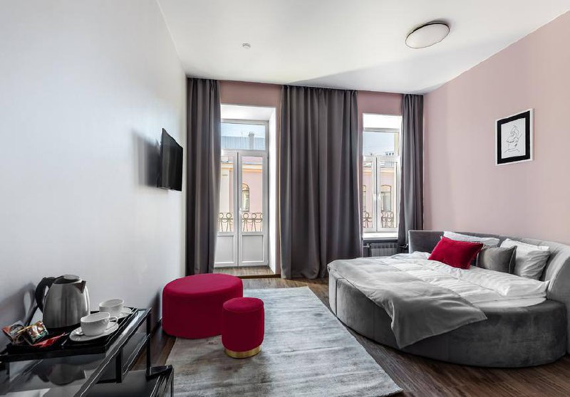 #управляющий 
#вакансия
Местоположение: Санкт-Петербург 
Компания: Номера
Должность: Управляющий отелем 
Зарплата: 90’000-120’000
Чем предстоит заниматься:
 • Обучение, подбор, организация, контроль и... | Сетка — социальная сеть от hh.ru