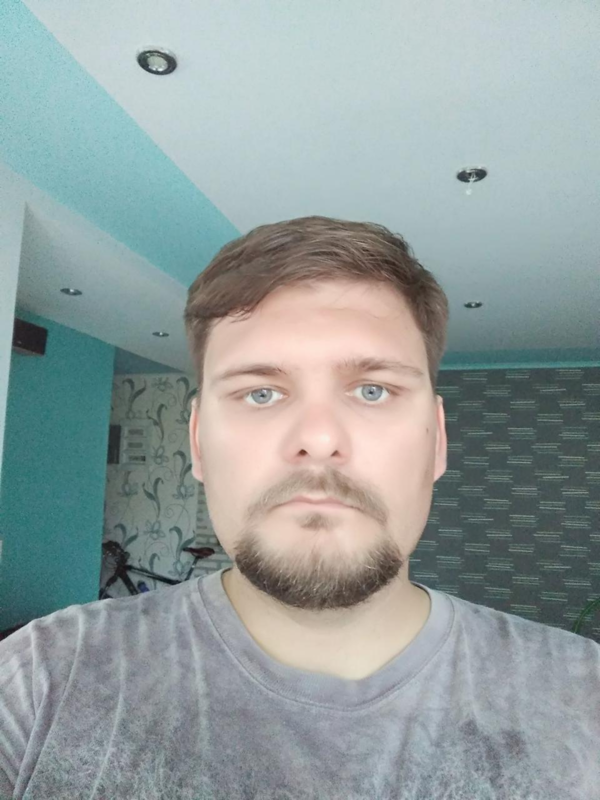 Евгений Нестеров