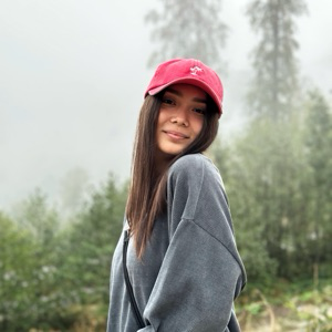Анна Пушкова