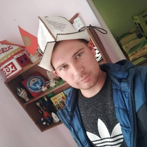 Михаил Медведев