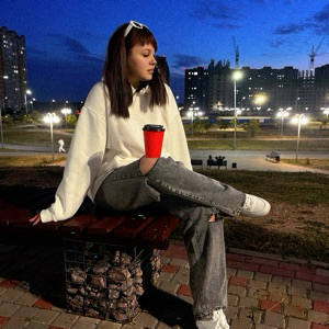 Алина Колмыкова | Сетка — социальная сеть от hh.ru