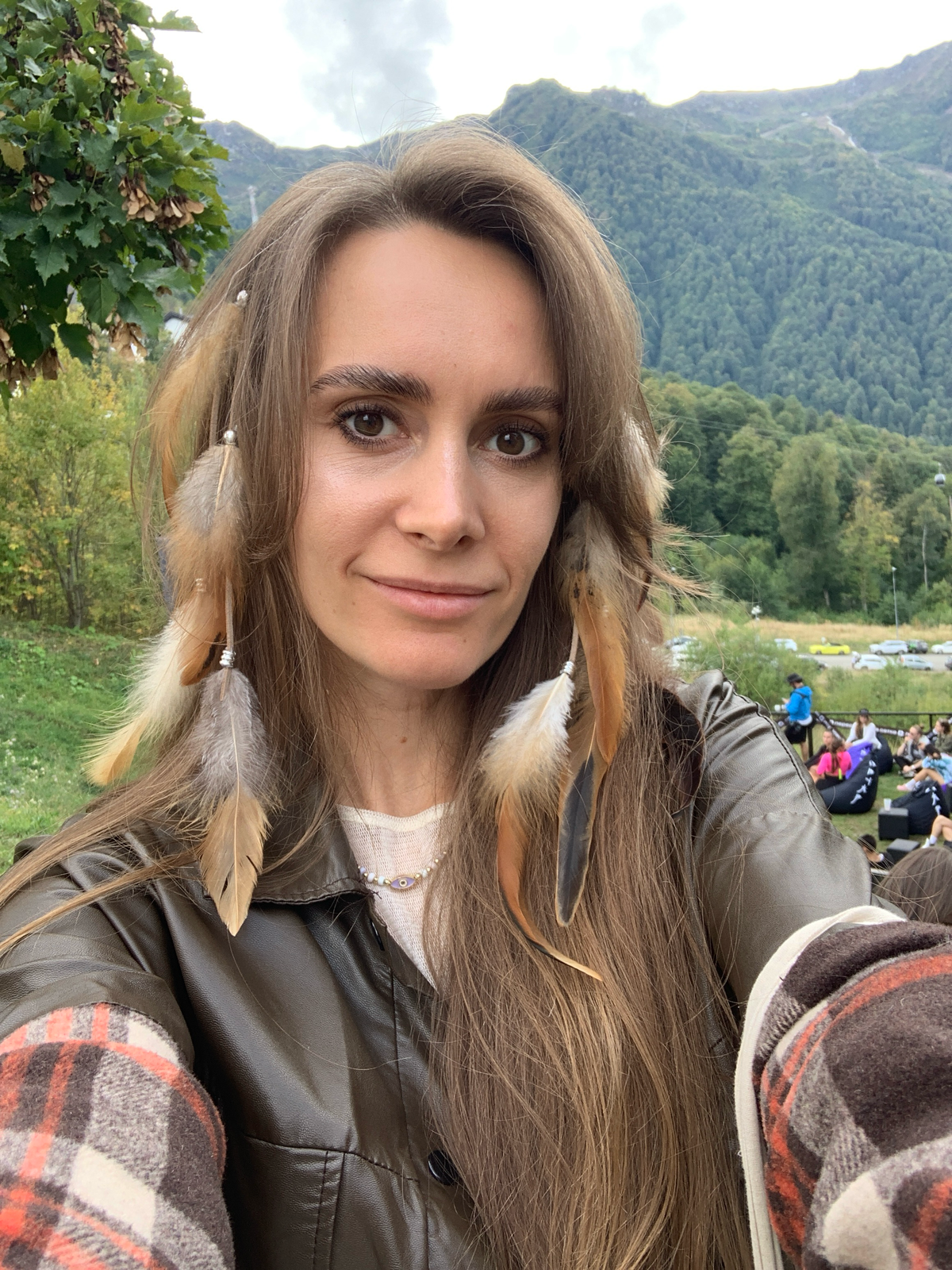 #нетворкингвгорах
Я HR и люблю свою работу, потому что она про заботу, помощь другим и реальные изменения в бизнесе | Сетка — социальная сеть от hh.ru