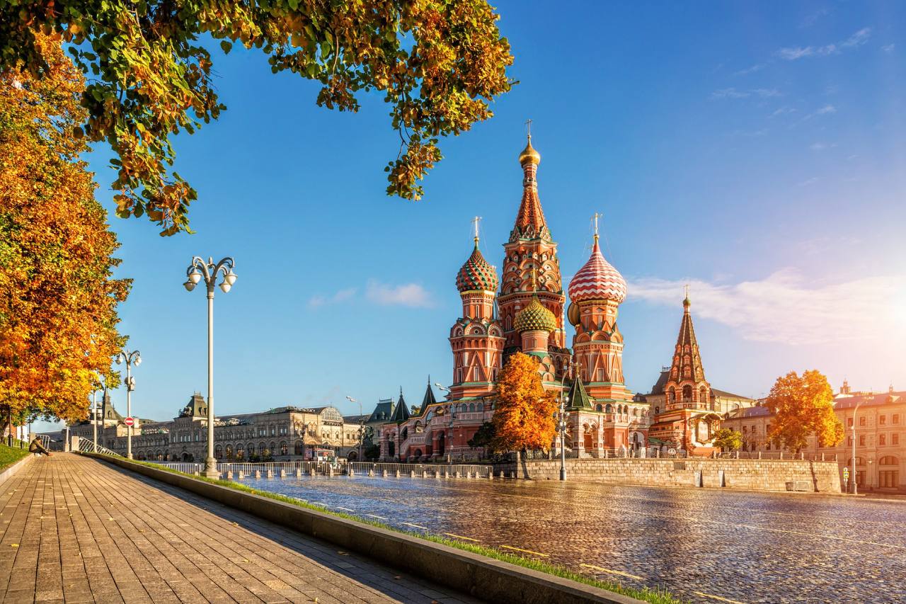 ☀️ Бабье лето придёт в Москву уже в начале октября
К середине следующей недели воздух прогреется до +25°
📲Подпишитесь на Вдвижении | Сетка — социальная сеть от hh.ru