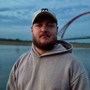 Артур Михейлис | Сетка — социальная сеть от hh.ru