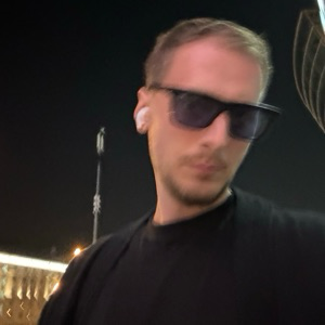 Артур Новиков | Сетка — социальная сеть от hh.ru