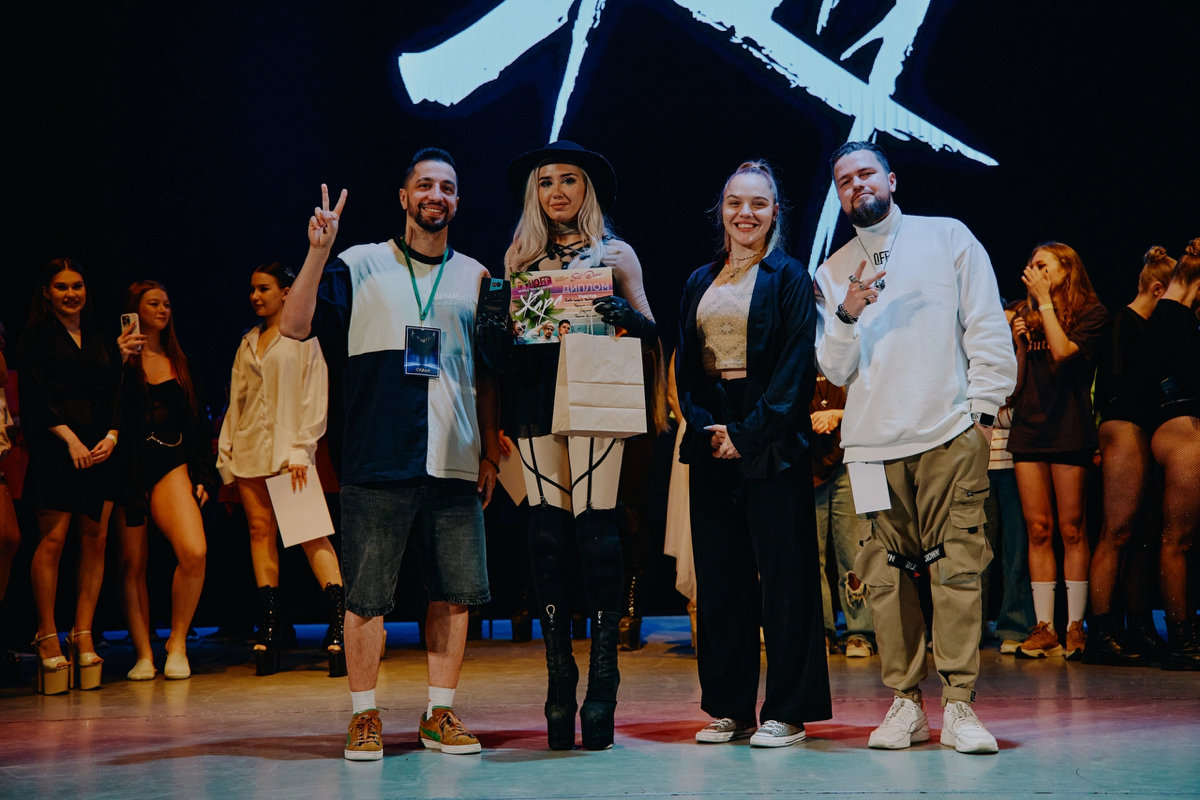 Chernyxa Crew 🖤 Frame Up | Сетка — социальная сеть от hh.ru
