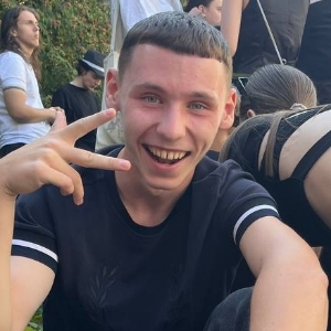 Денис Шоломицкий