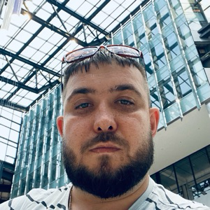 Виктор Власов | Сетка — социальная сеть от hh.ru