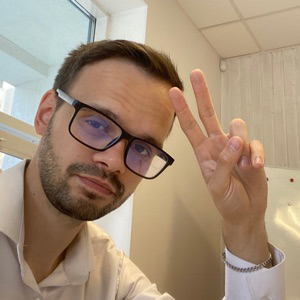 Владимир Капрал