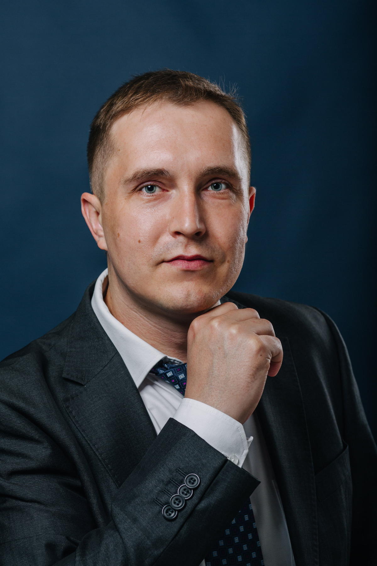 Артем Кеник | Сетка — социальная сеть от hh.ru