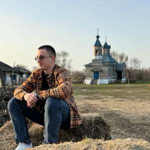 Рома Абрамов