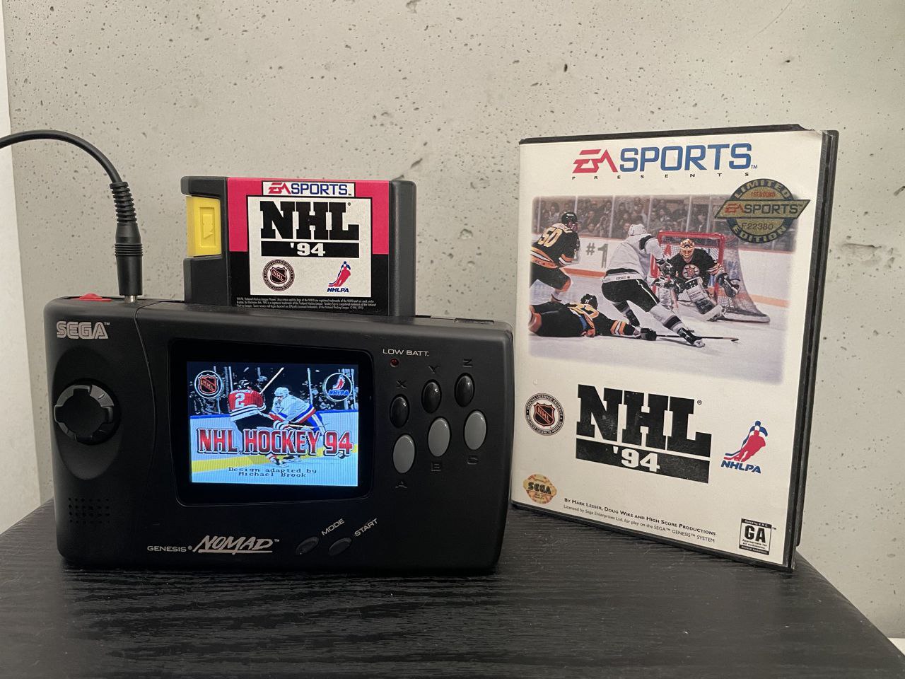 💿 В этот день 31 год назад на Сеге вышла NHL `94
Bгровой мир уже никогда не был прежним. Это был потрясающий прорыв в индустрии не только спортивных, но и вообще игр для приставок | Сетка — социальная сеть от hh.ru