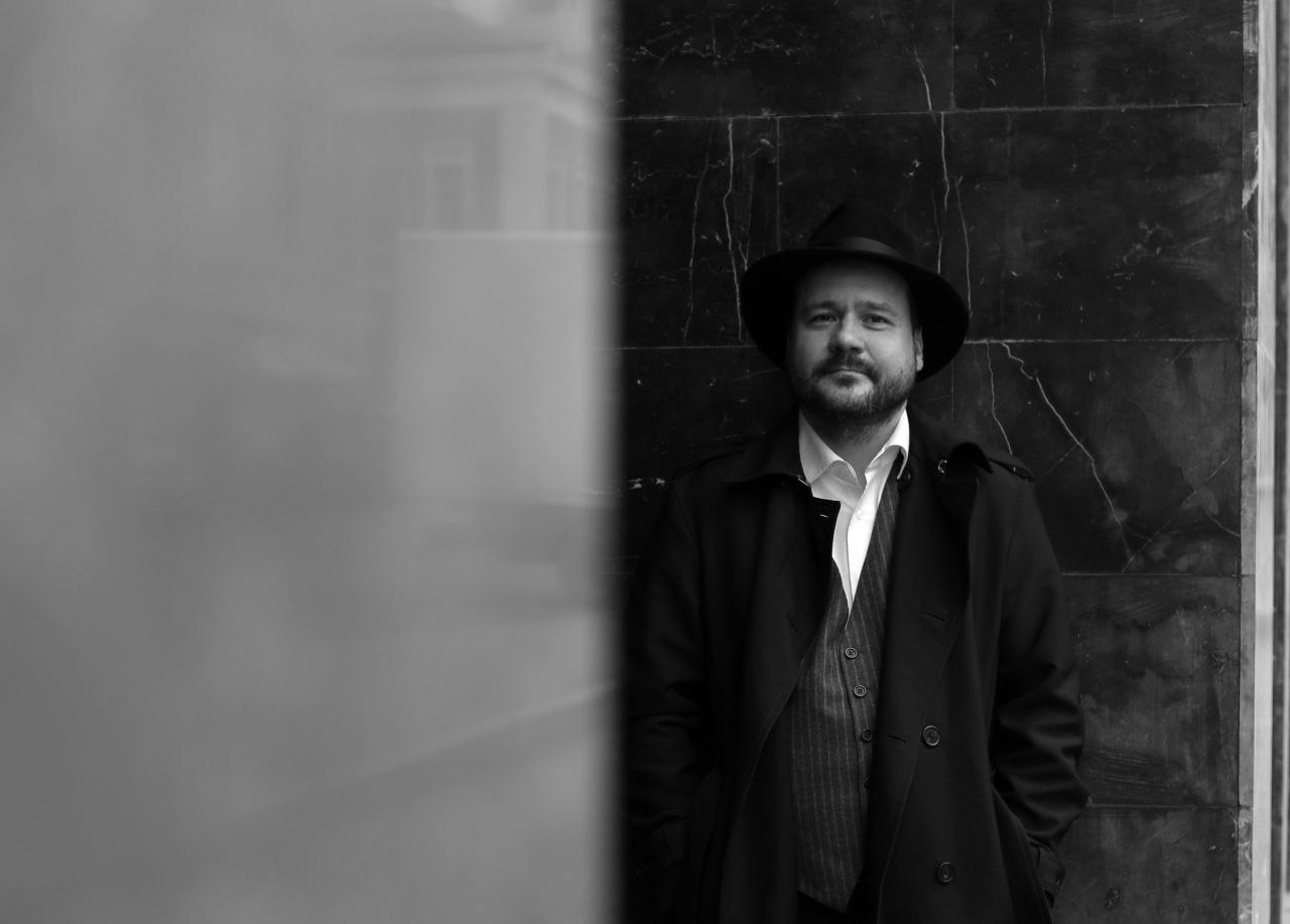 Снимали нуар, ну или а-ля нуар. Но мне нравится | Сетка — социальная сеть от hh.ru