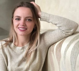 Нана Смирнова