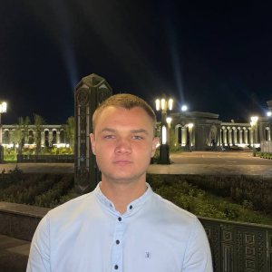 Максим Краснорепов | Сетка — социальная сеть от hh.ru