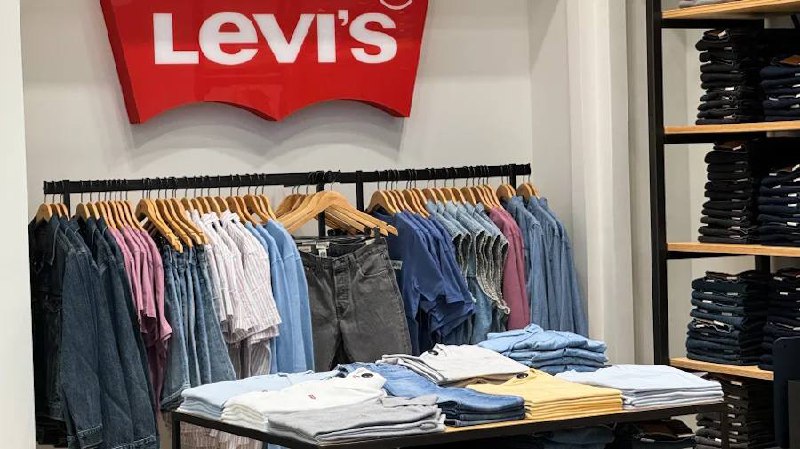 Levi’s подал третий иск против FullCount
Это не первый спор между Levi’s и FullCount, до этого компании судились в 2008 и 2018 годах | Сетка — социальная сеть от hh.ru