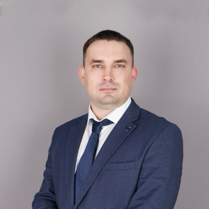 Дмитрий Комаров