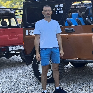 Андрей Воронов