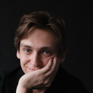 Александр Недомолкин