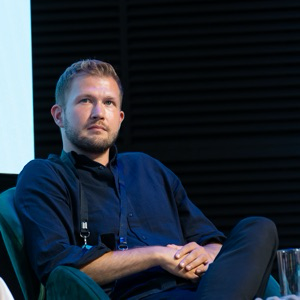 C-level: мысли как CEO (ex DV Business). Подкаст с предпринимателями об управлении и развитии