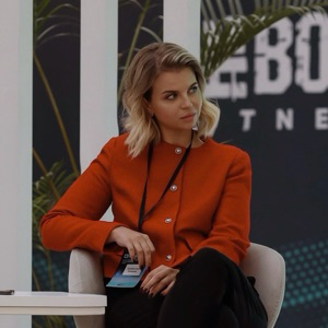 Ксения Курбатова | Сетка — социальная сеть от hh.ru