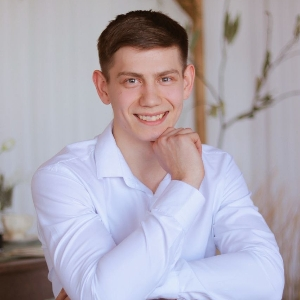 Моисей Комаров | Сетка — социальная сеть от hh.ru