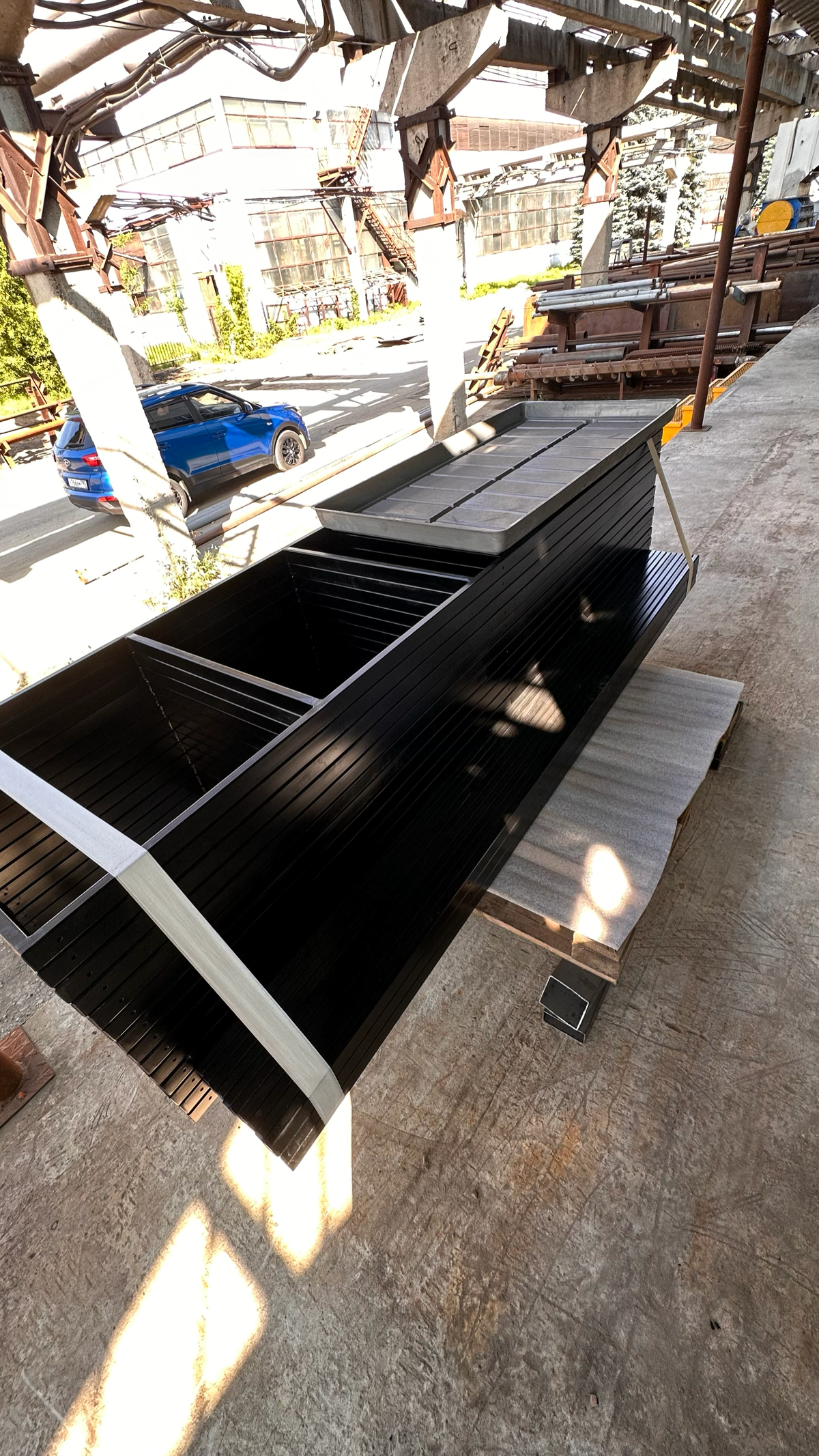 Я в командировке уже 3 недели, свободного времени абсолютно нет, поэтому редко выхожу на связь и в группе и долго отвечаю клиентам | Сетка — социальная сеть от hh.ru