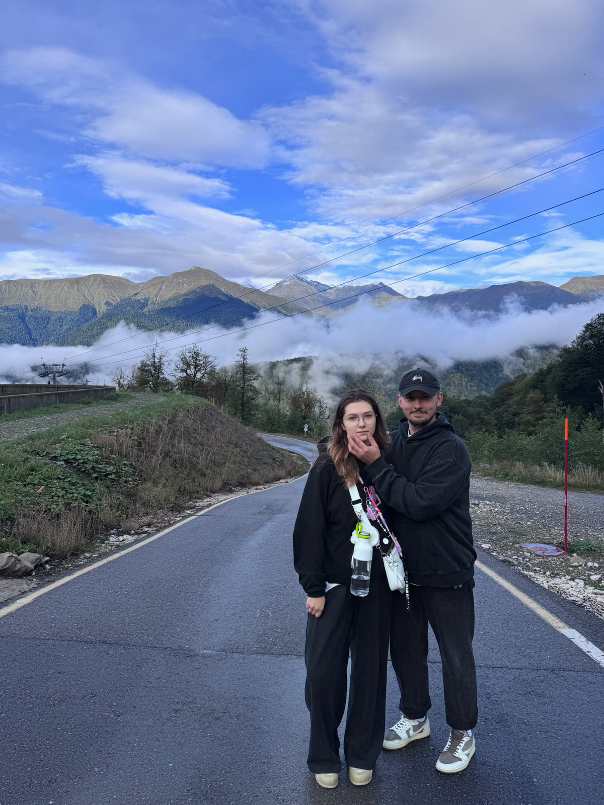 #нетворкингвгорах
Я автомеханик и я люблю свою работу за забавные истории от клиентов и за то что могу спонтанно сорваться в горы ⛰️ | Сетка — социальная сеть от hh.ru