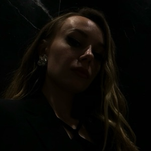 Вероника Романова