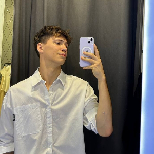 Денис Томаченко | Сетка — социальная сеть от hh.ru