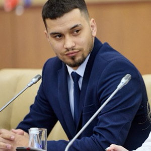 Михаил Бекбаев